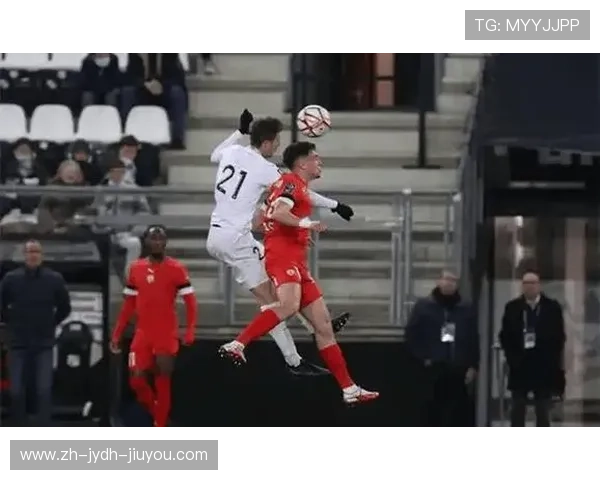 马赛客场表现强势持续领先 打破对手主场不败神话再创佳绩 马赛客场表现强势持续领先 打破对手主场不败神话再创佳绩